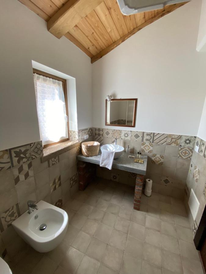 Cascina Maina Villa ดิอาโนดัลบา ภายนอก รูปภาพ